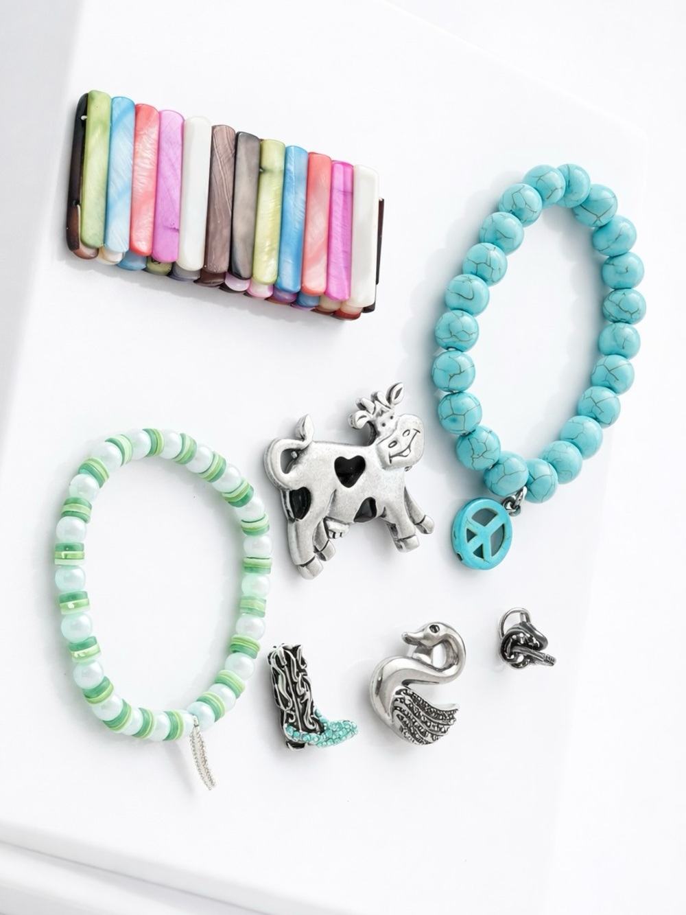 5/$25 Jewelry Bundle Lot of Beaded Bracelets and Pins